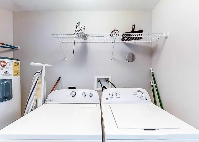 Holiday home Gulf-front With Pool Sauna Washer Dryer Ac & Gym